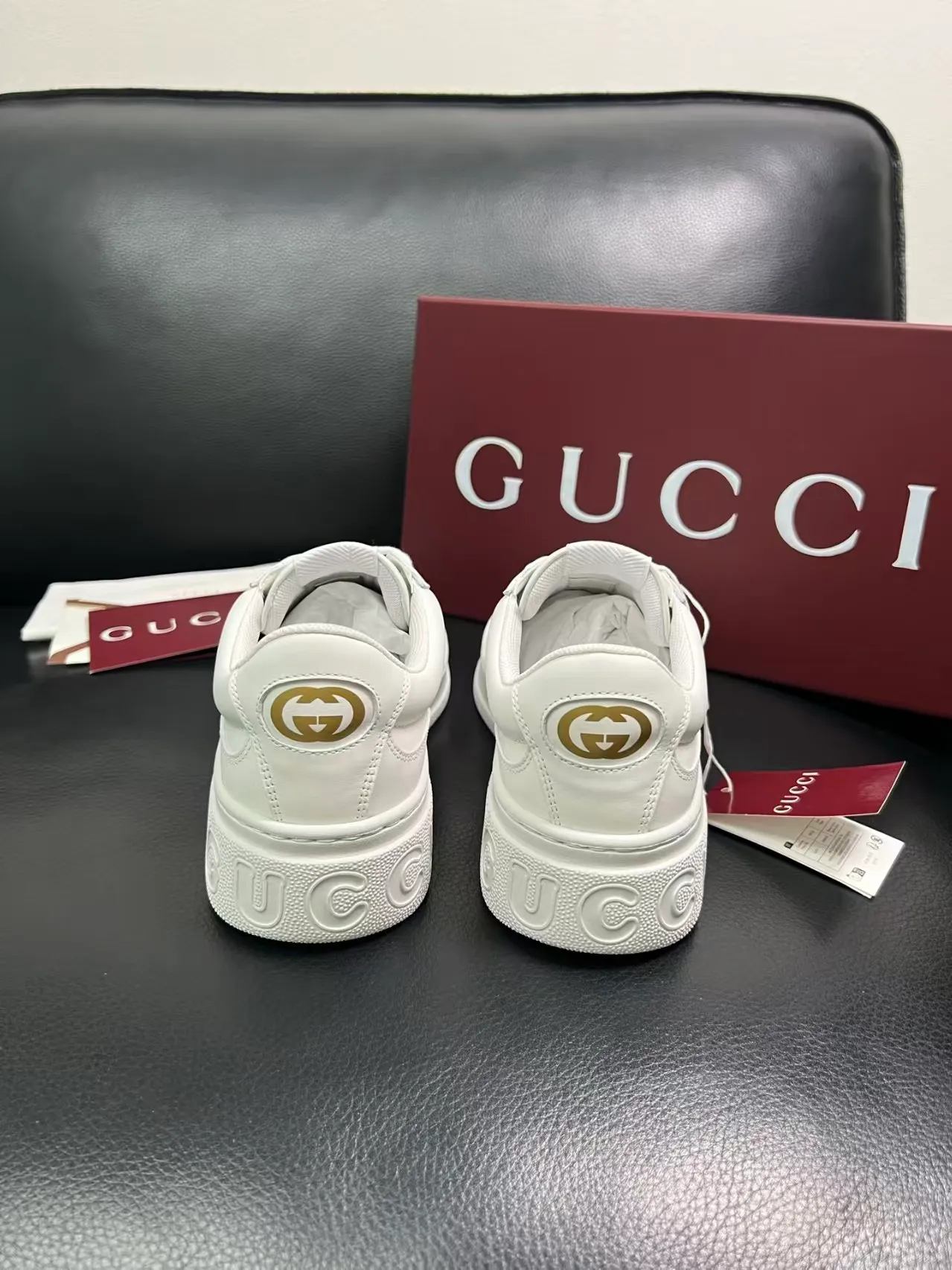 Men's Men's Shoes💰440【New Style】🎍🎍New Gucci Men's Shoes GUCCI [Lightning] The latest shoes are shipped. Original quality, fashionable, special materials, inner mesh, brand new packaging. The foot feels super comfortable and the workmanship is impeccable. Size: 38-45